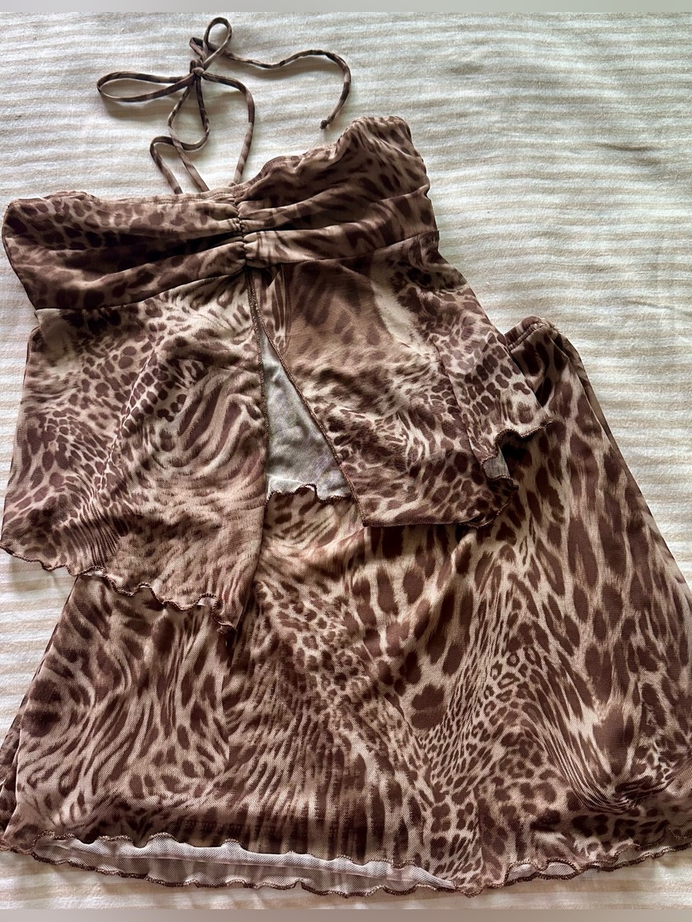 animal print stretchy netting set w lettuce hems / size small